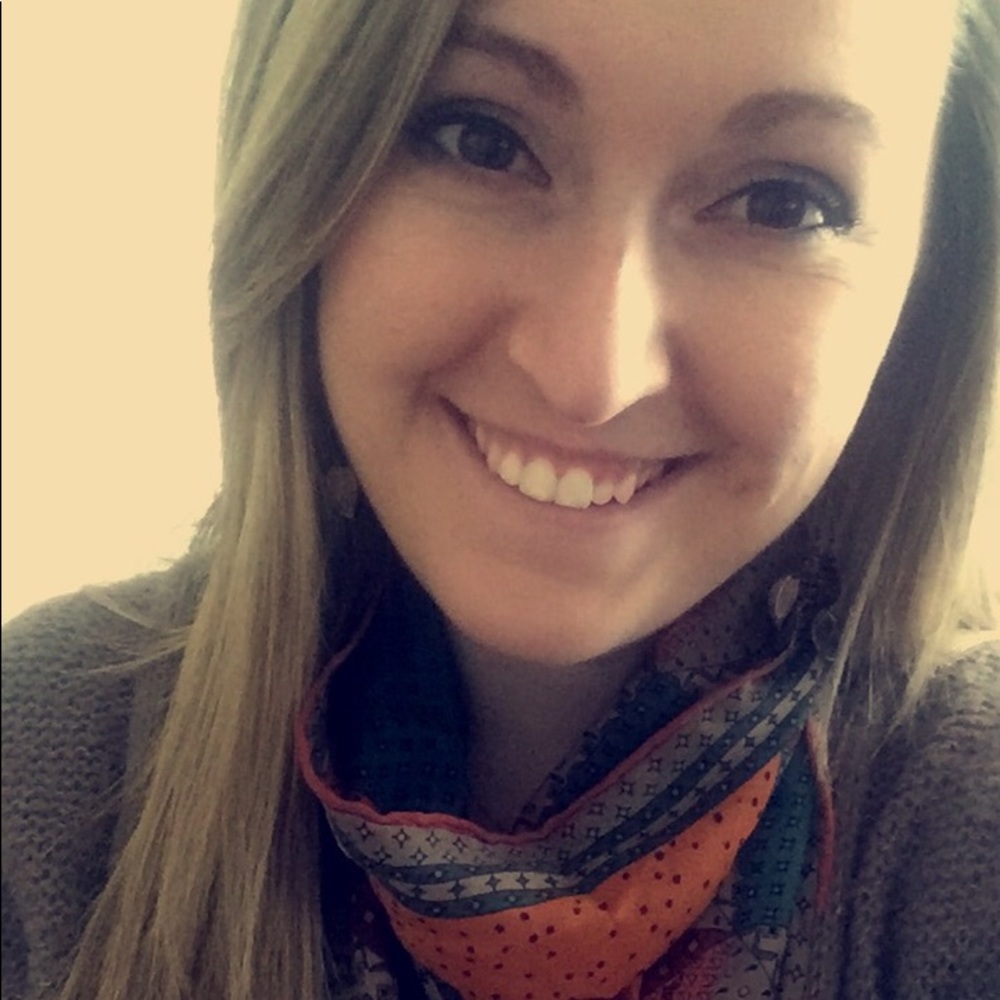 Meet your Posher, Stephanie